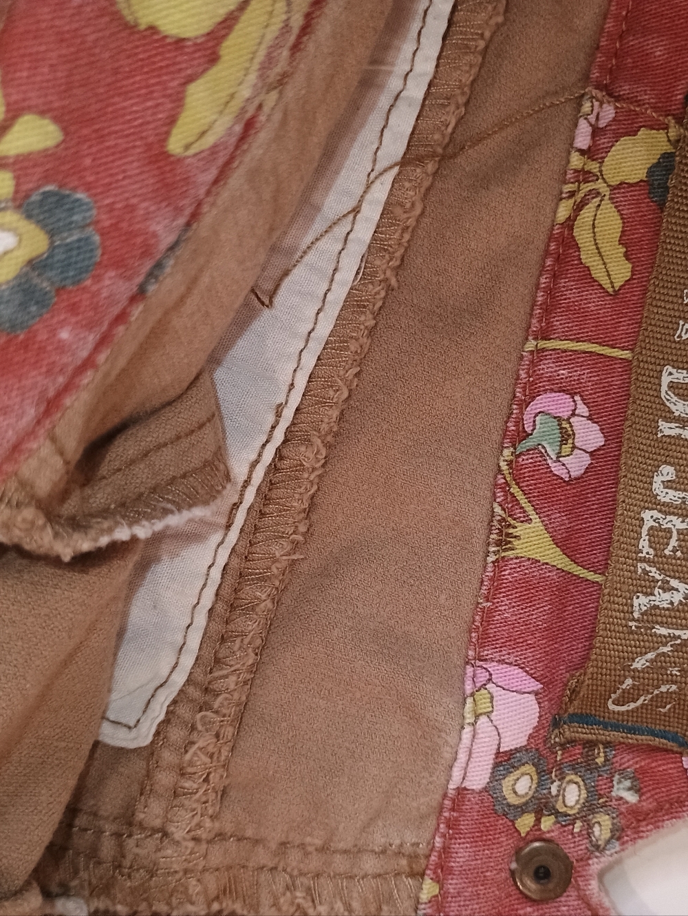 Zana Di Jeans Size 5 Corduroy Mini Shorts in Tan - Picture 6 of 8